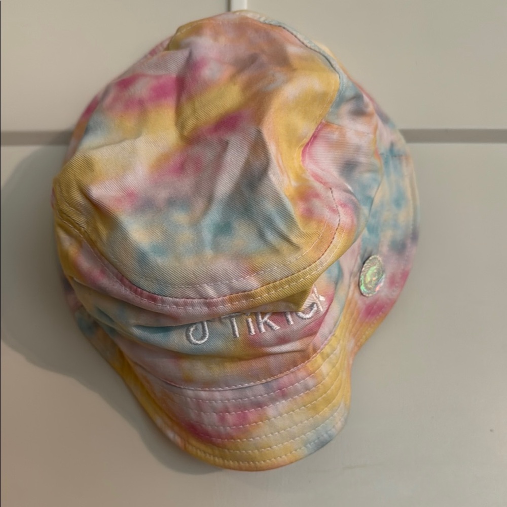 TikTok Colorful Tie-Dye Hat